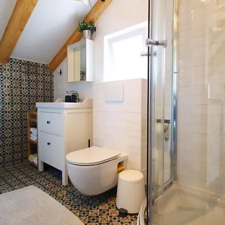 Elvi - Amazing Position & Parking Appartement *