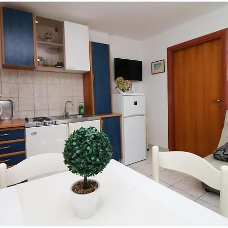 Elvi - Amazing Position & Parking Appartement