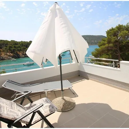Appartement Elvi - Amazing Position & Parking Primošten