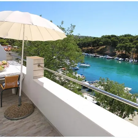 Elvi - Amazing Position & Parking Appartement *