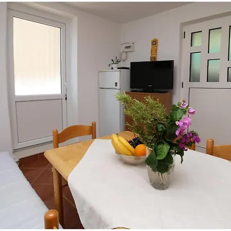 Appartement Elvi - Amazing Position & Parking Primošten